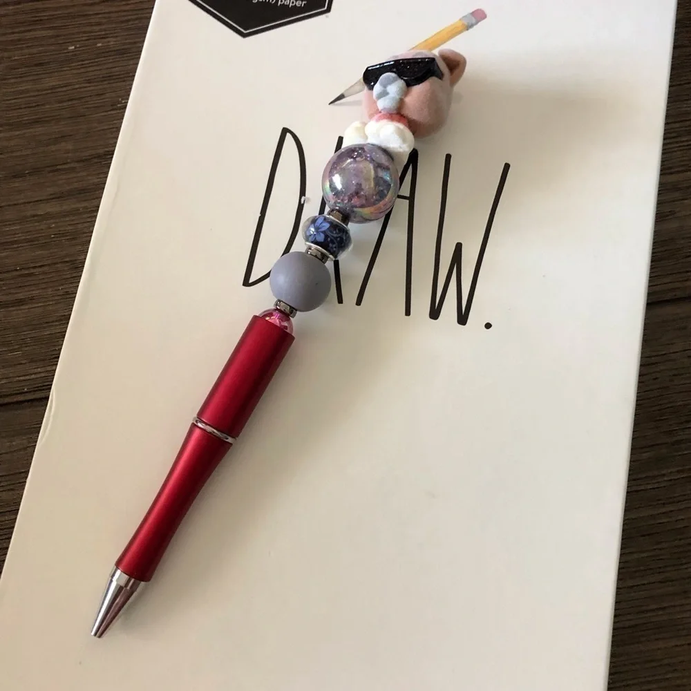 Disney Doorables: Oliver & Company: Dodger handmade beaded pen